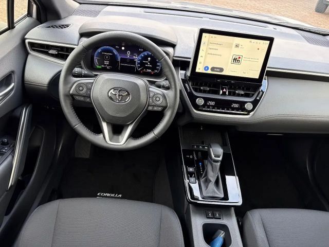 Toyota Corolla Cross Team D