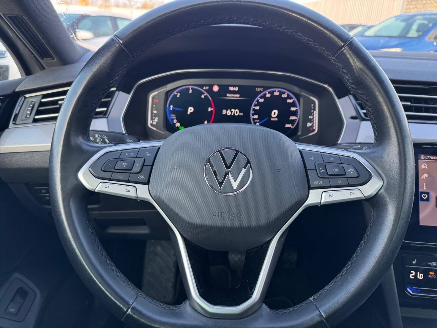 Volkswagen Passat 2.0 TDI Business DSG Variant