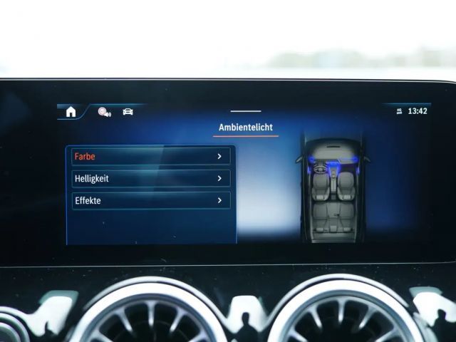 Mercedes-Benz EQA 350 4MATIC Progressive