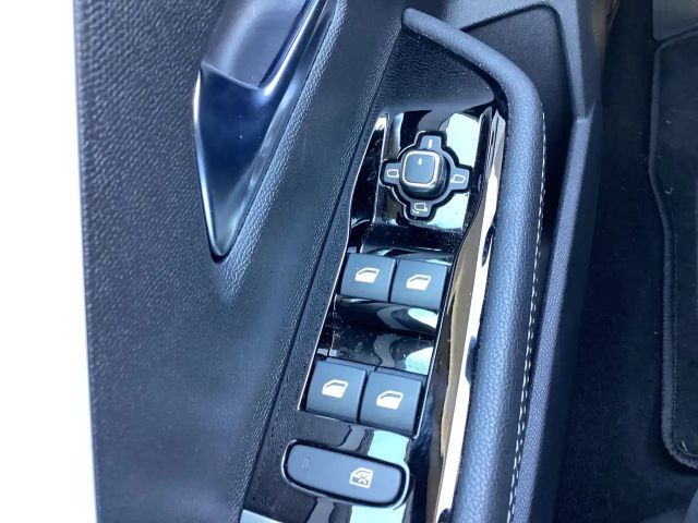 Opel Astra Elegance Hybrid Innovation