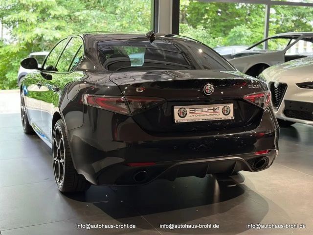 Alfa Romeo Giulia Q4