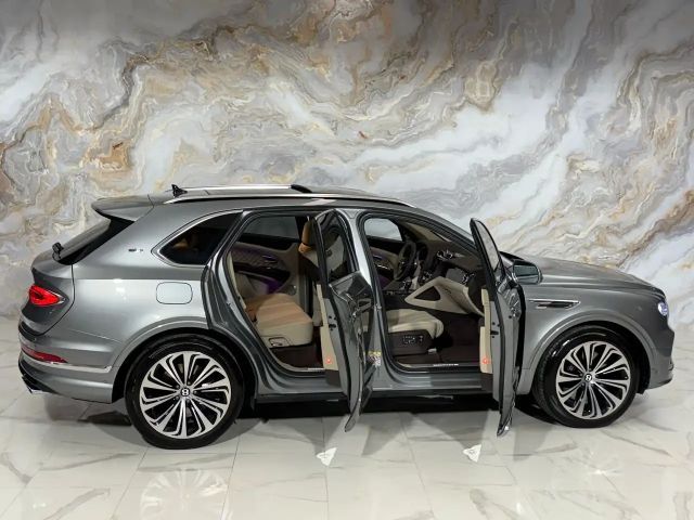 Bentley Bentayga V8