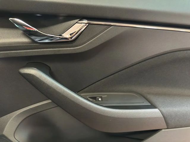 Skoda Kamiq 1.0 TSI Clever