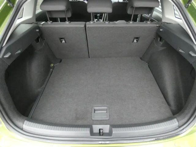 Volkswagen Taigo 1.0 TSI DSG Style