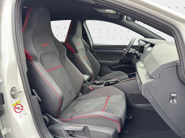 Volkswagen Golf 2.0 TSI GTI