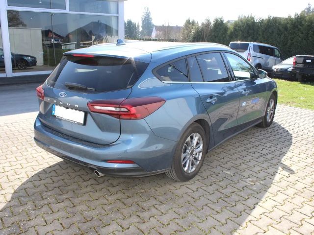 Ford Focus Titanium Wagon