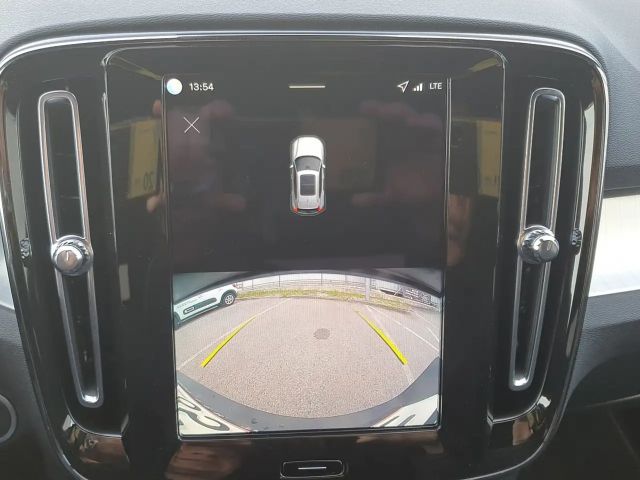 Volvo XC40 Dark Plus