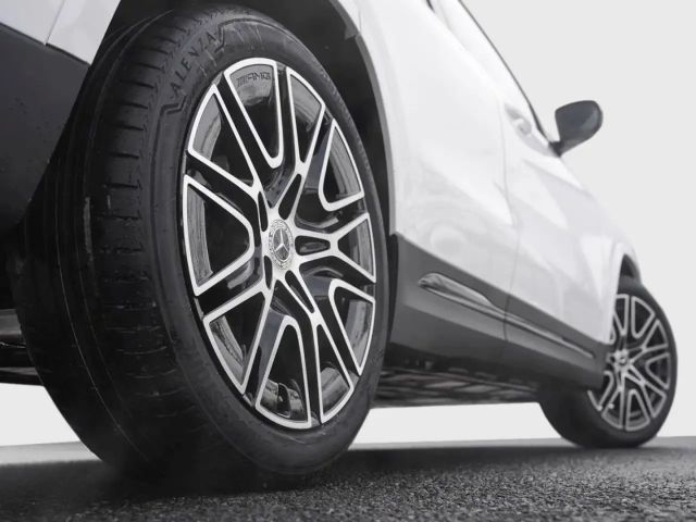 Mercedes-Benz GLA 200 AMG Line