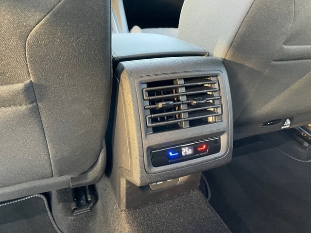 Volkswagen Golf 1.5 eTSI DSG Golf VIII