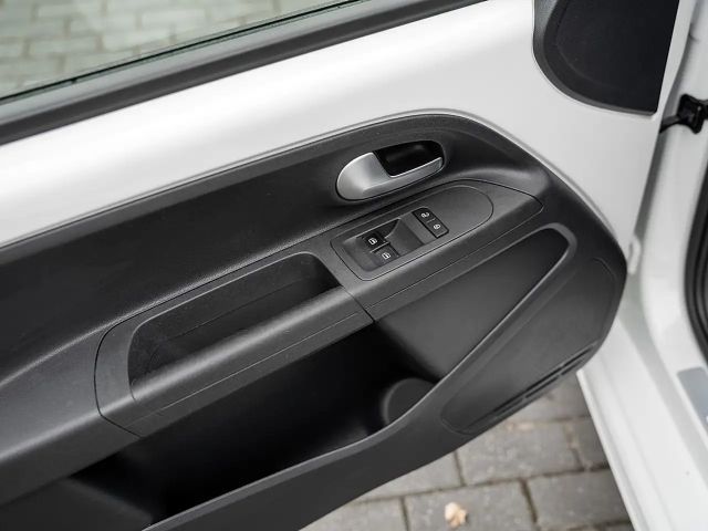 Volkswagen e-up! Plus Style