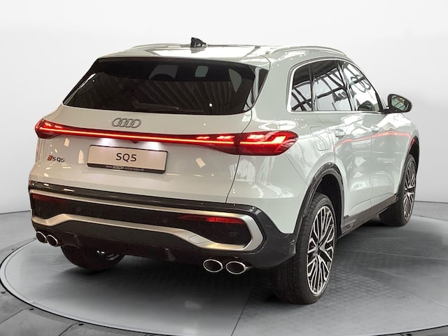 Audi SQ5 S-Tronic