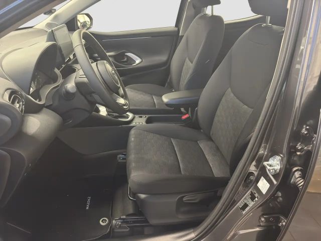 Mazda 2 Center-Line 1.5L Hybrid VVT-i ACC RFK SHZ PDC