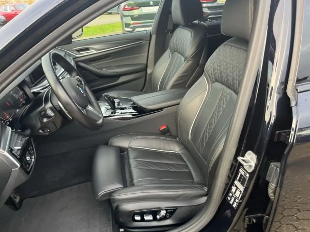 BMW 530 530i M-Sport Touring xDrive