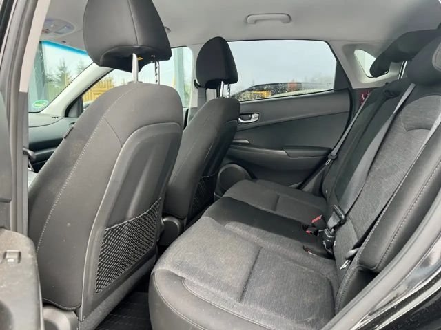 Hyundai Kona 2WD Trend