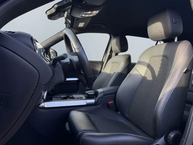 Mercedes-Benz GLB 180 Progressive