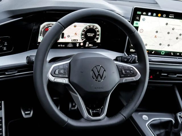 Volkswagen Golf 1.5 TSI Golf VIII IQ.Drive