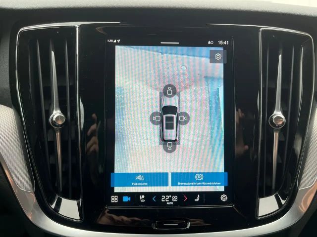 Volvo V60 AWD Dark Hybrid Plus T6