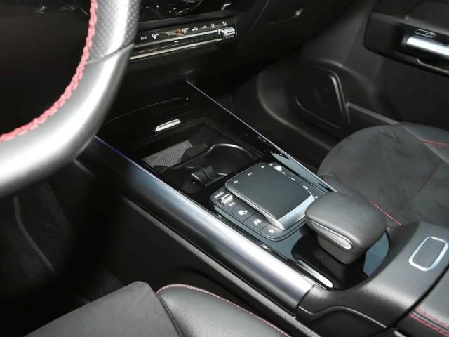 Mercedes-Benz EQA 250 AMG Line