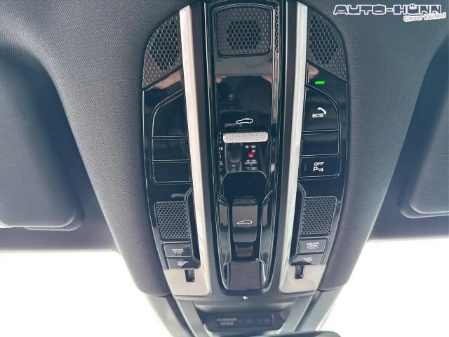 Porsche Cayenne Platinum Edition Turbo