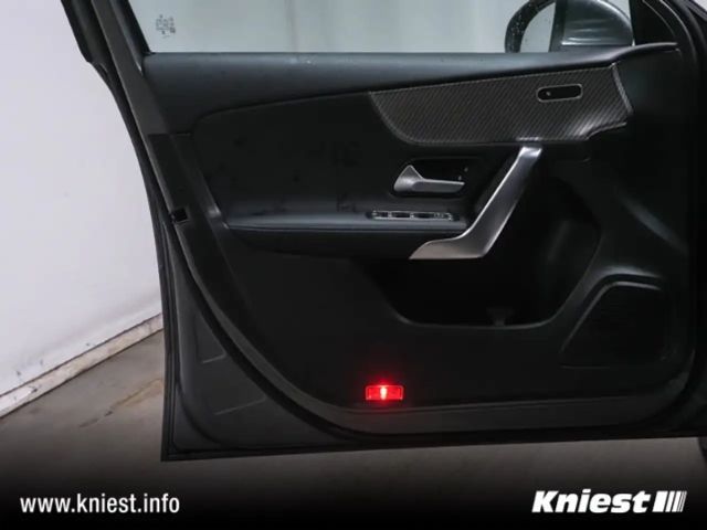 Mercedes-Benz A 200 Progressive