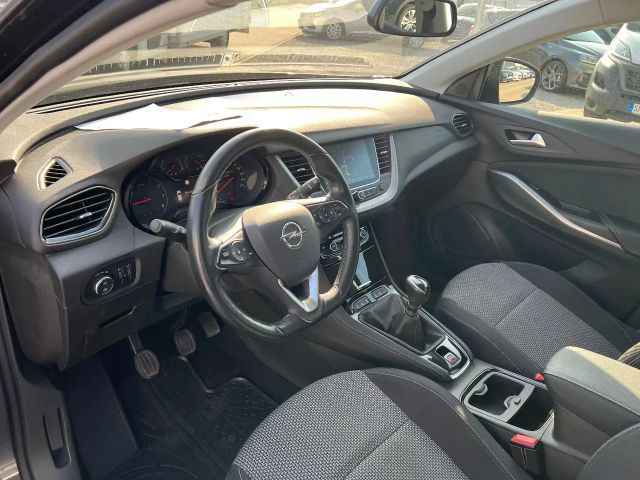 Opel Grandland X 1.5 CDTI 1.5 Turbo Edition