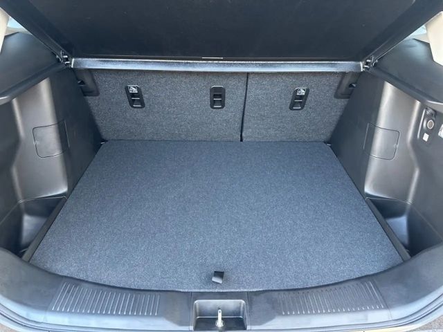 Suzuki S-Cross Hybrid