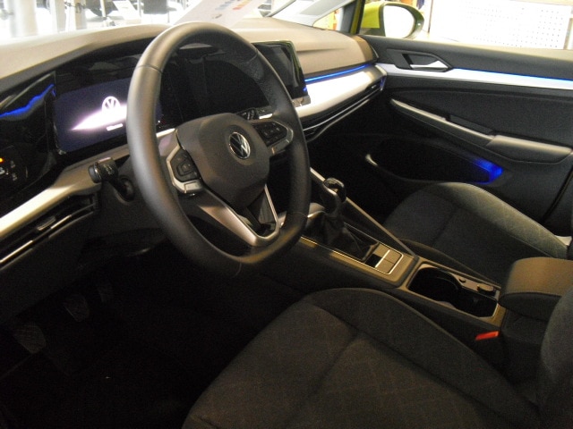 Volkswagen Golf 1,5 TSI LED*NAVI*REARVIEW