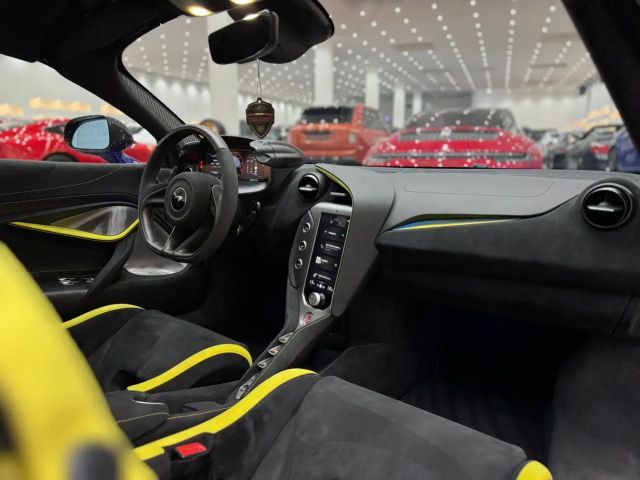 McLaren 750S Coupe *MSO*Voll-Carbon-Paket*Performance P1-Seats*