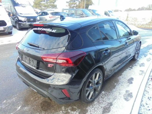Ford Focus ST Line