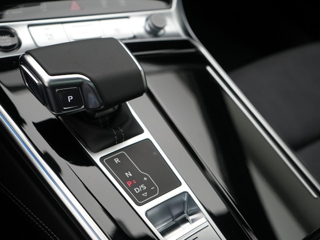 Audi A6 50 TDI Avant Quattro S-Line