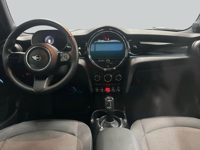 MINI Cooper Cooper Aut. Essential Trim Head-Up HiFi LED Pano