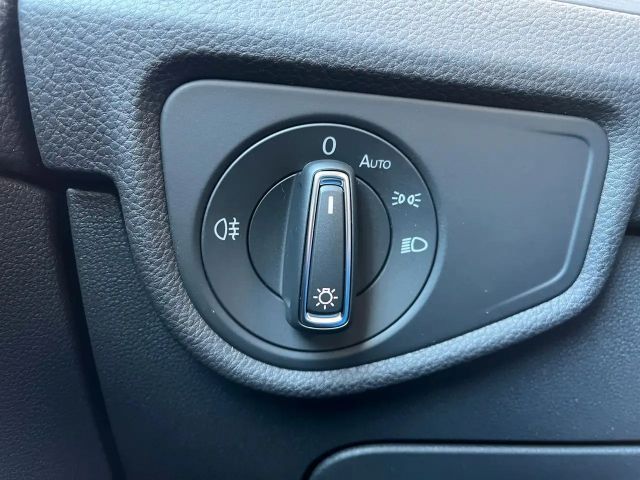 Volkswagen Touran 1.5 TSI DSG R-Line