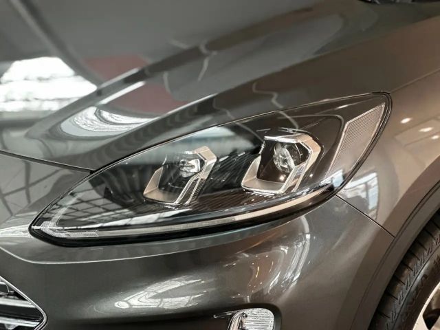 Ford Kuga Plug in Hybrid Titanium X