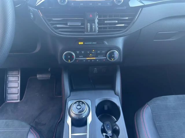 Ford Kuga Plug in Hybrid ST Line X