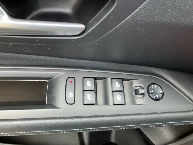 Peugeot 3008 Allure Pack PureTech