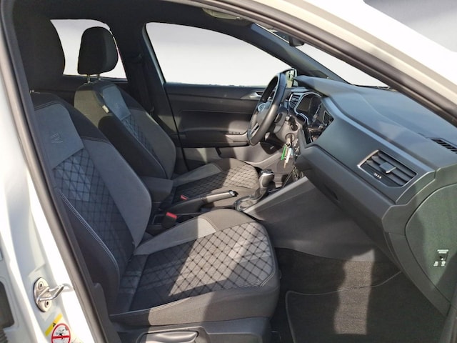 Volkswagen Polo 1.0 TSI DSG R-Line