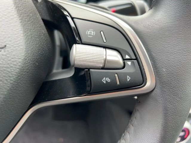 Skoda Superb 2.0 TDI Combi