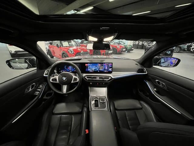 BMW 330 330d M-Sport Sedan
