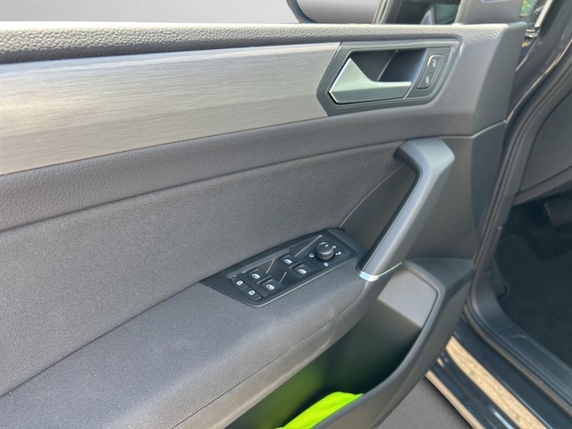 Volkswagen Touran Comfortline DSG