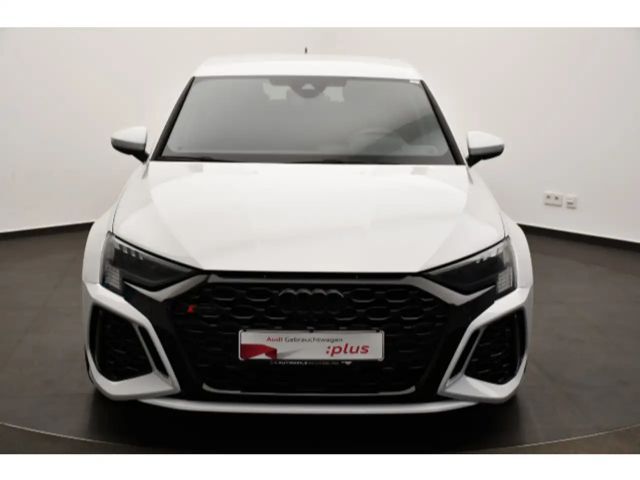 Audi RS3 Quattro S-Tronic Sedan