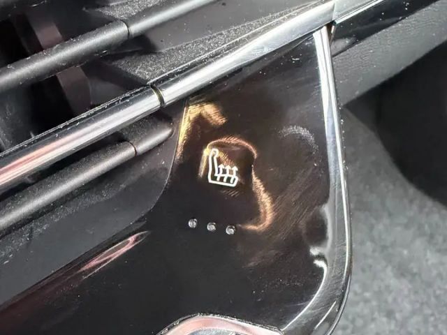 Peugeot E-208 Allure Pack