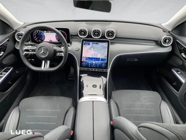 Mercedes-Benz C 200 AMG Line Sedan