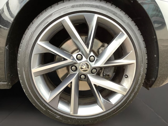 Skoda Superb 1.4 TSI Combi Sportline iV