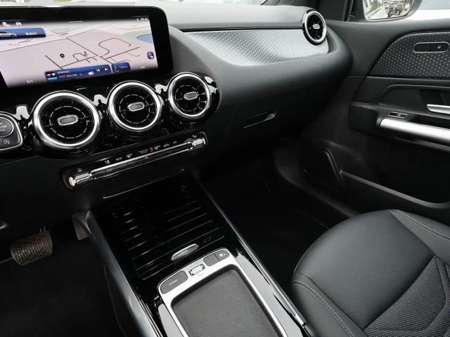 Mercedes-Benz B 200 Progressive