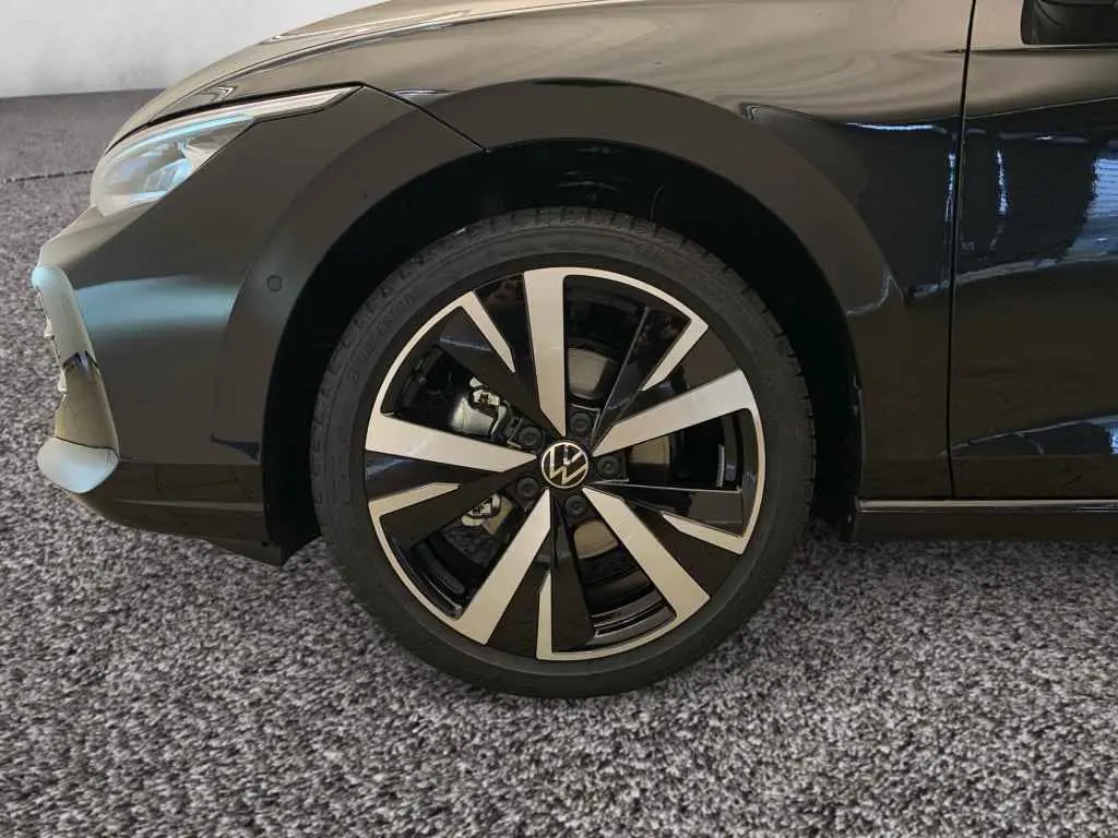 Volkswagen Golf 1.5 eTSI DSG Style