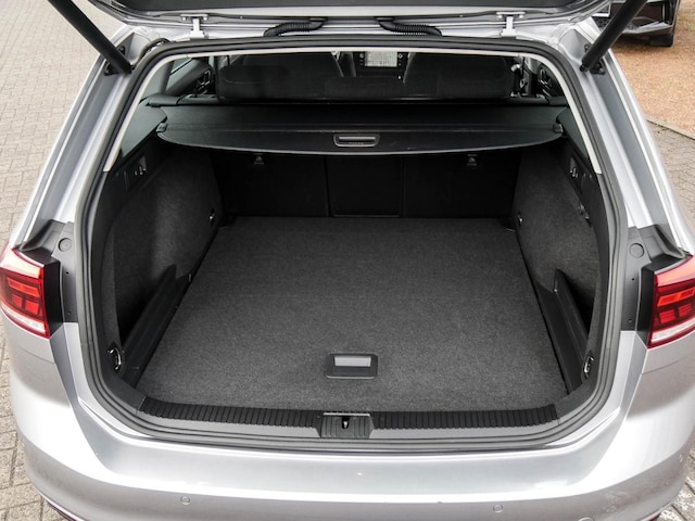 Volkswagen Passat 1.5 TSI Business DSG Variant