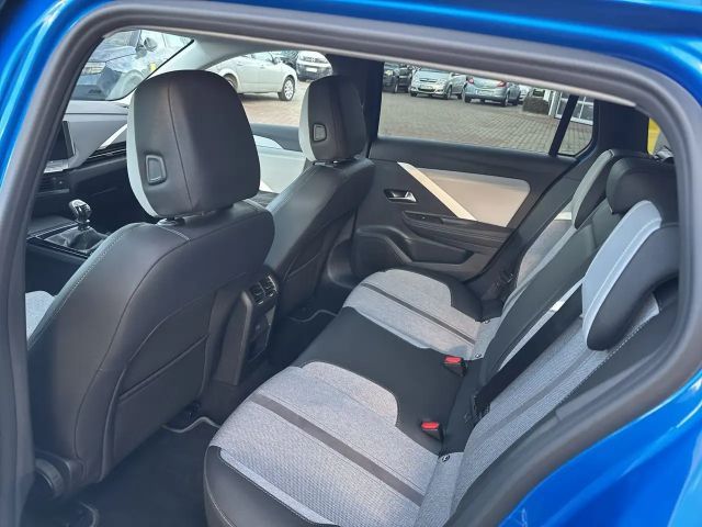 Opel Astra Elegance Sports Tourer