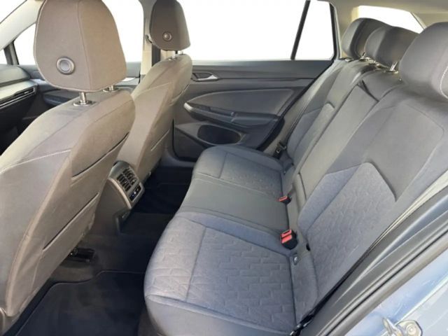 Volkswagen Golf Life Variant