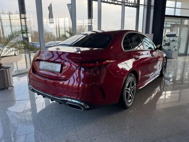 Mercedes-Benz C 200 4MATIC AMG Line Sedan
