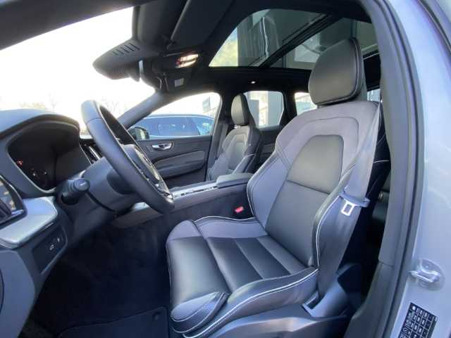 Volvo XC60 AWD Dark Plus Recharge T6